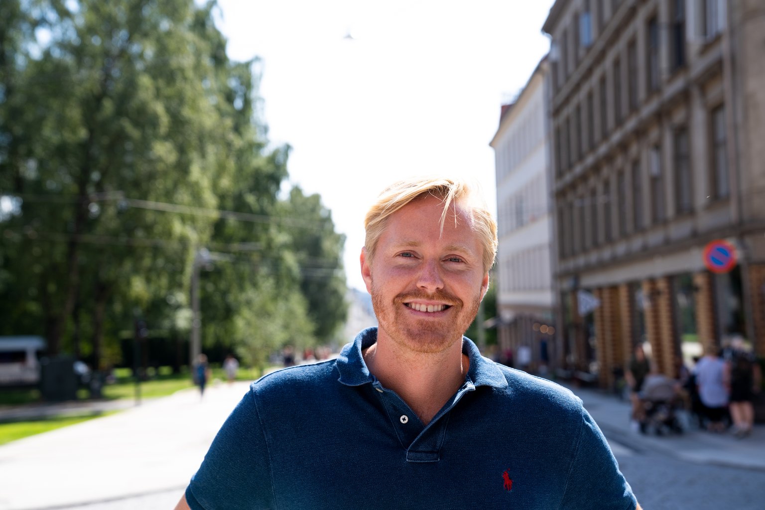 Fredrik Outside2-3